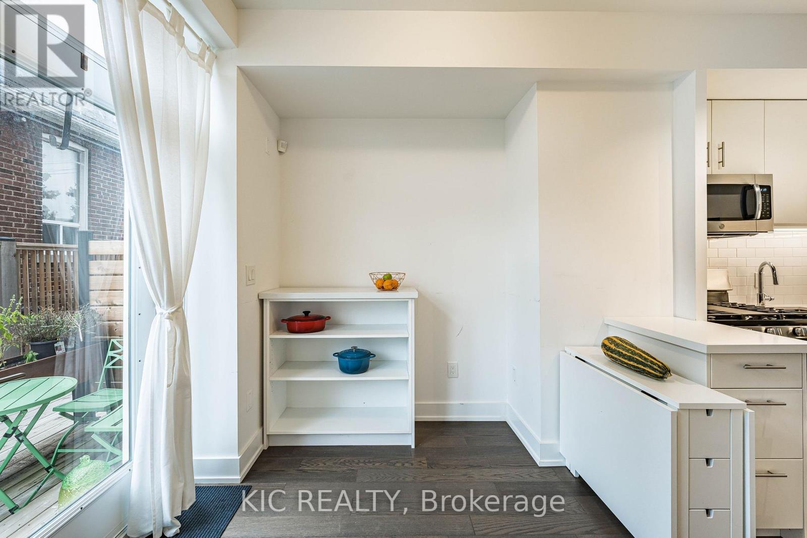 #111 1183 DUFFERIN STREET - 4