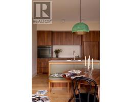 B - 157 Hallam Street, Toronto, ON M6H1X3 Photo 10