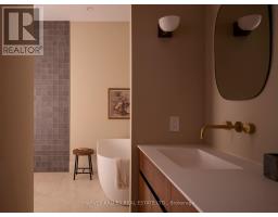 B - 157 Hallam Street, Toronto, ON M6H1X3 Photo 19