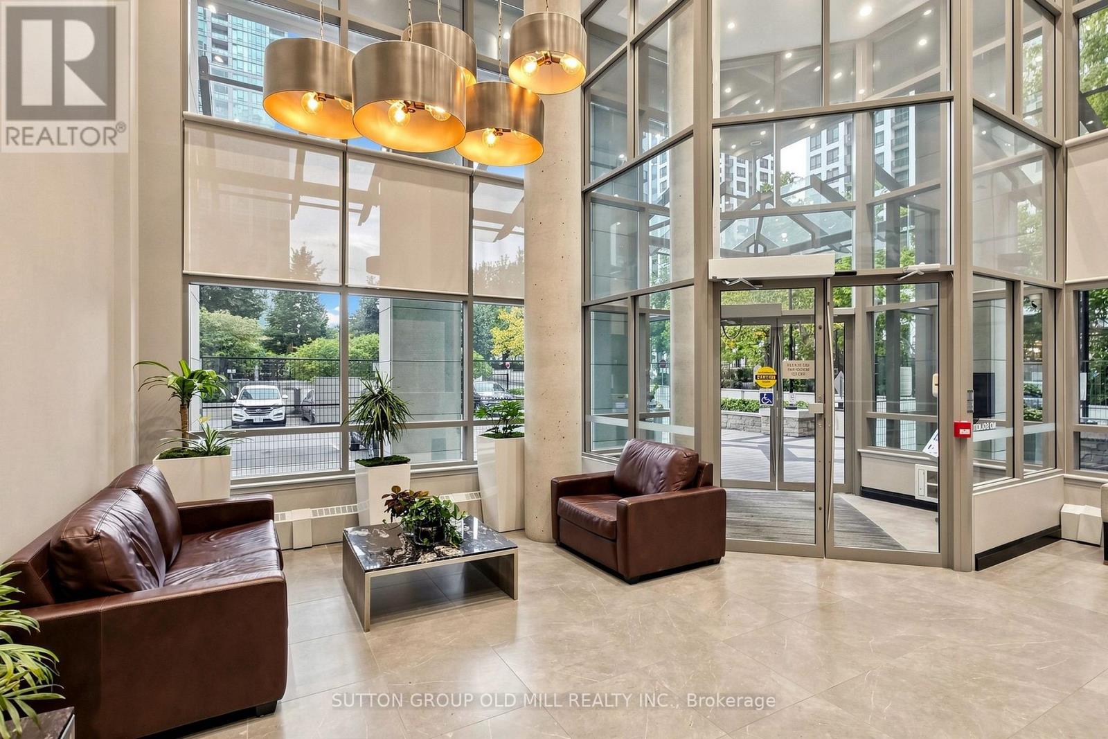 3109- 3504 Hurontario Street, Mississauga, ON photo 2