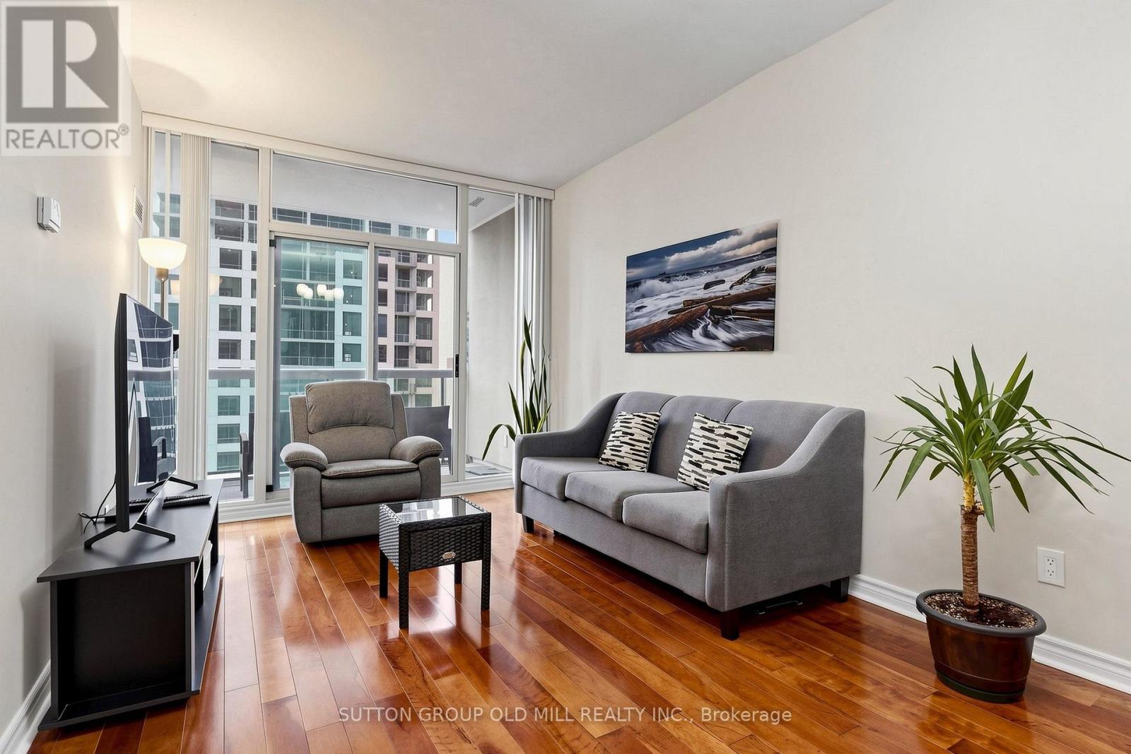 #3109 3504 HURONTARIO STREET - 5