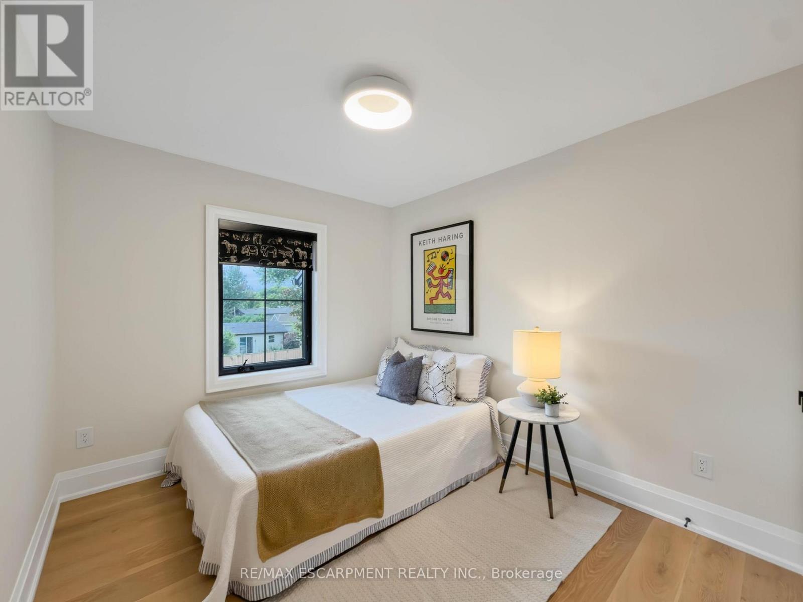 260 Kent Crescent, Burlington, ON photo 37