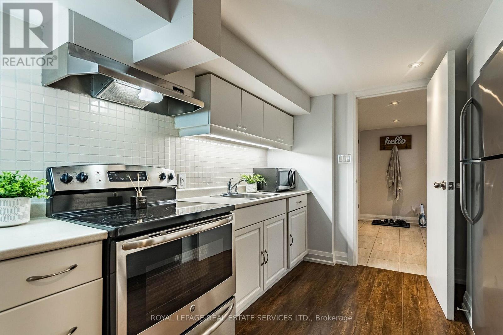 1192 FLAGSHIP DRIVE - 20