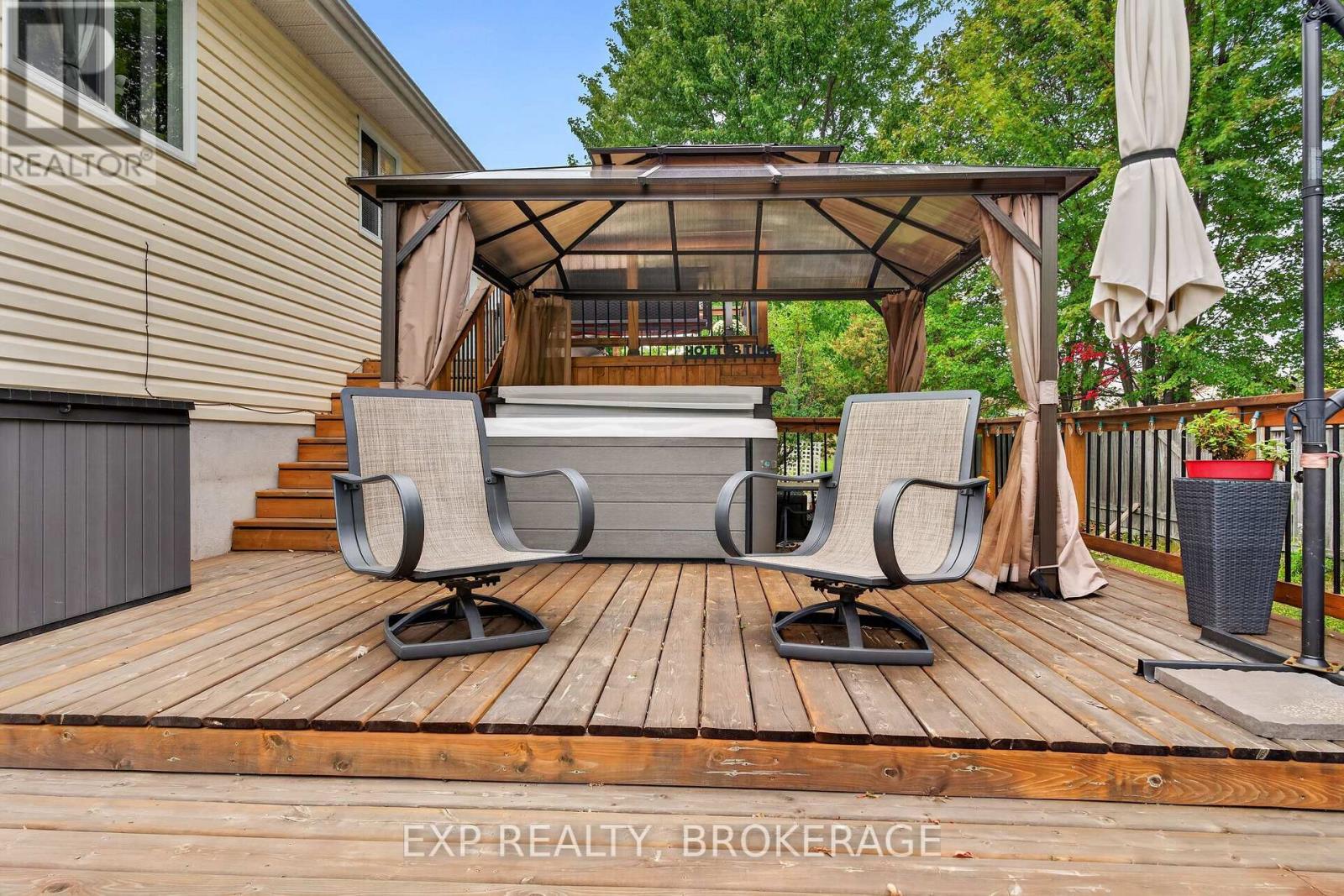 63 SPEERS BOULEVARD - 29
