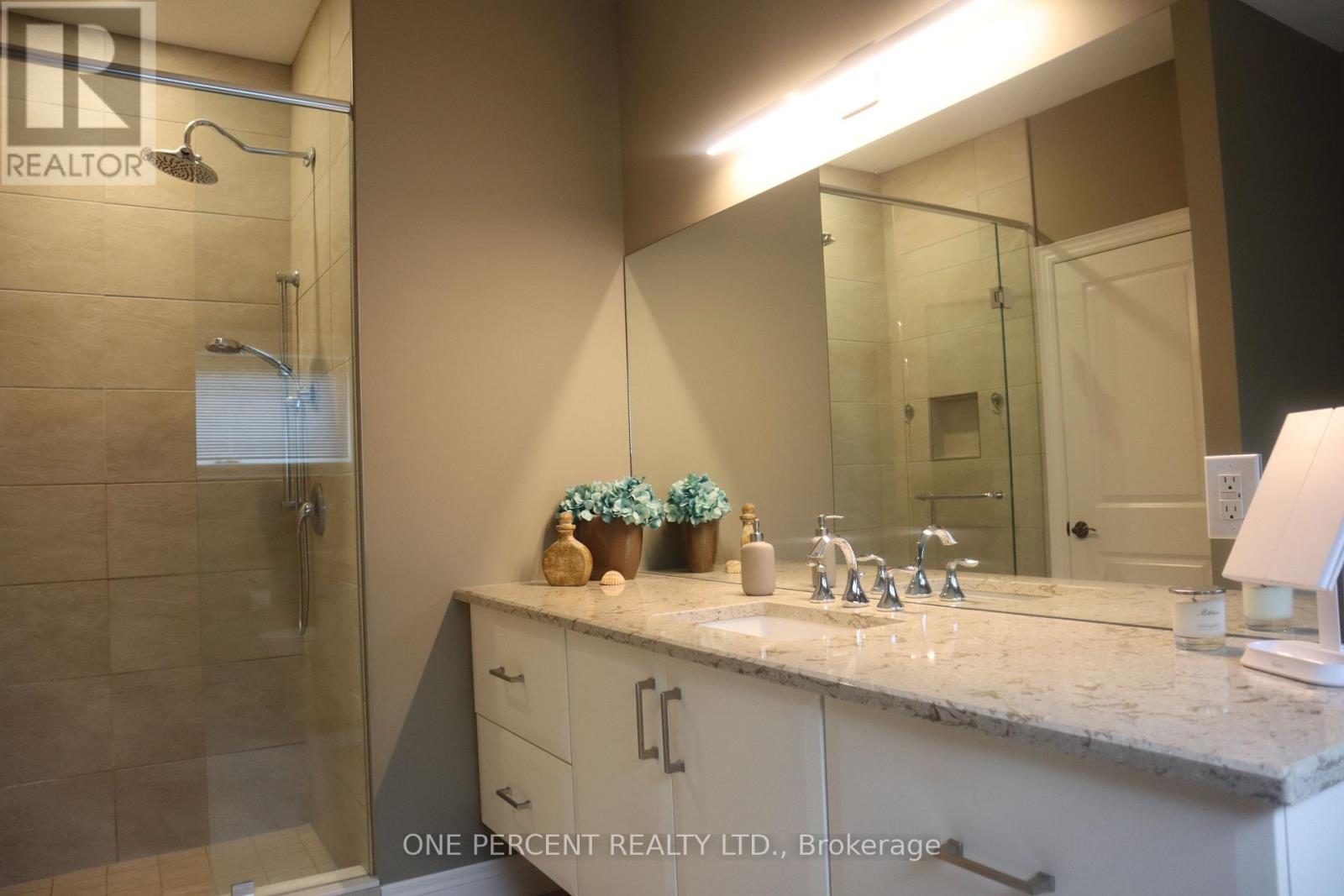 3507 TRILLIUM CRESCENT - 33