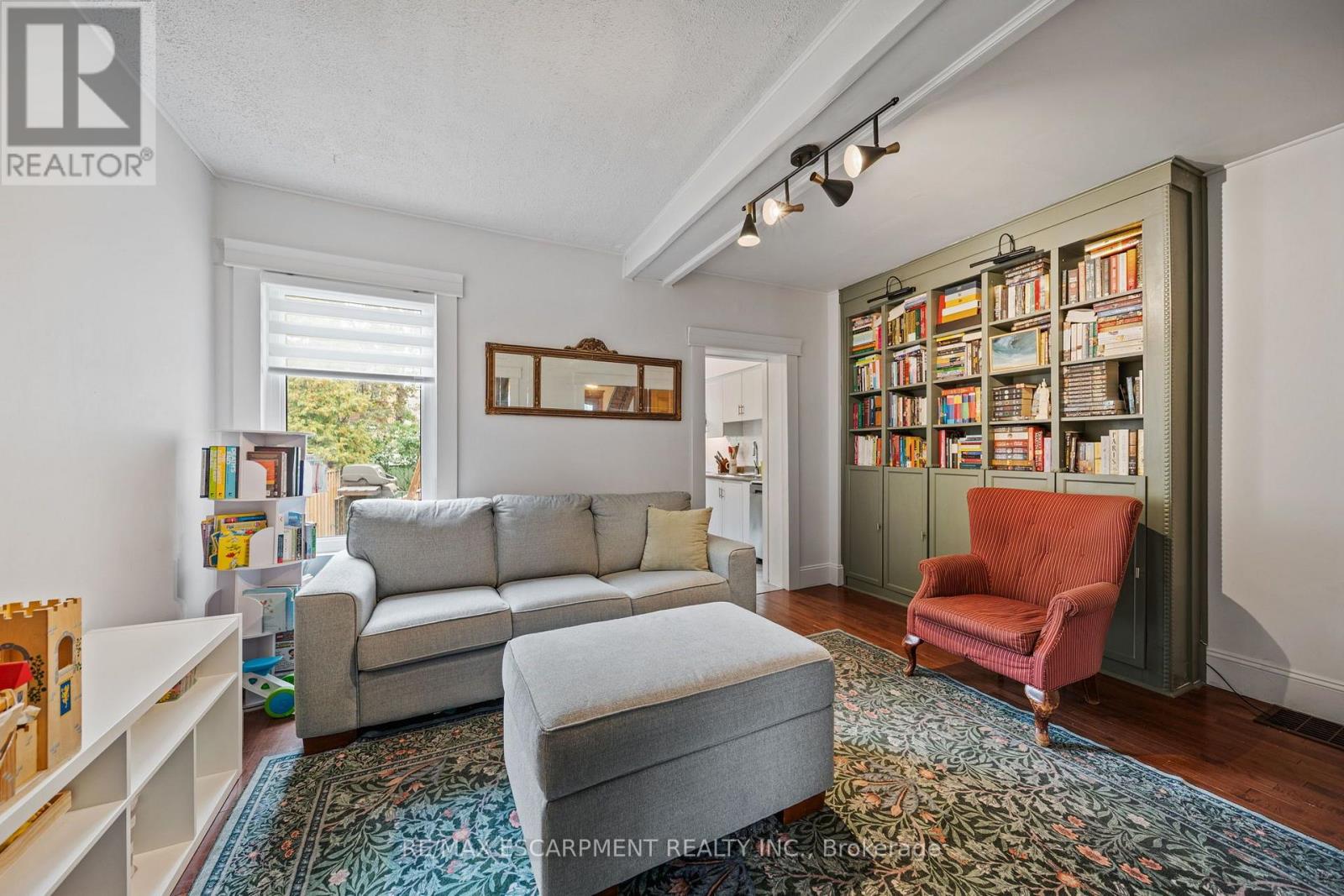 24 BELVIEW AVENUE - 11