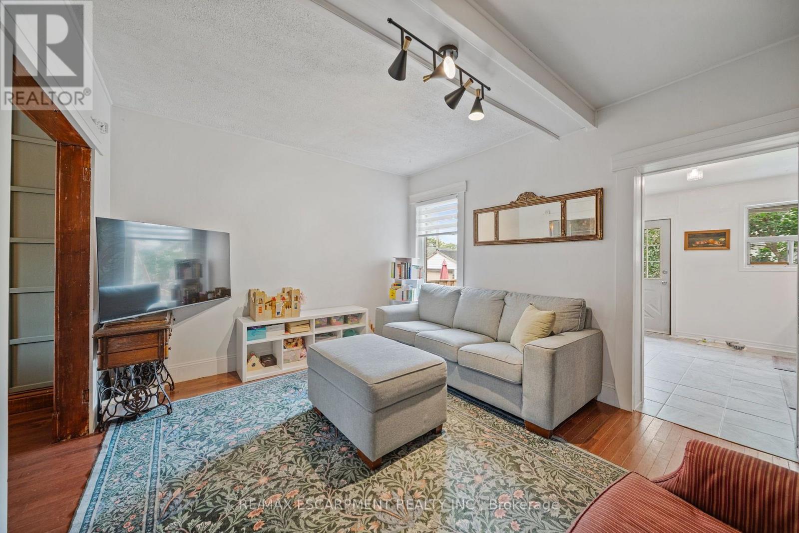 24 BELVIEW AVENUE - 12