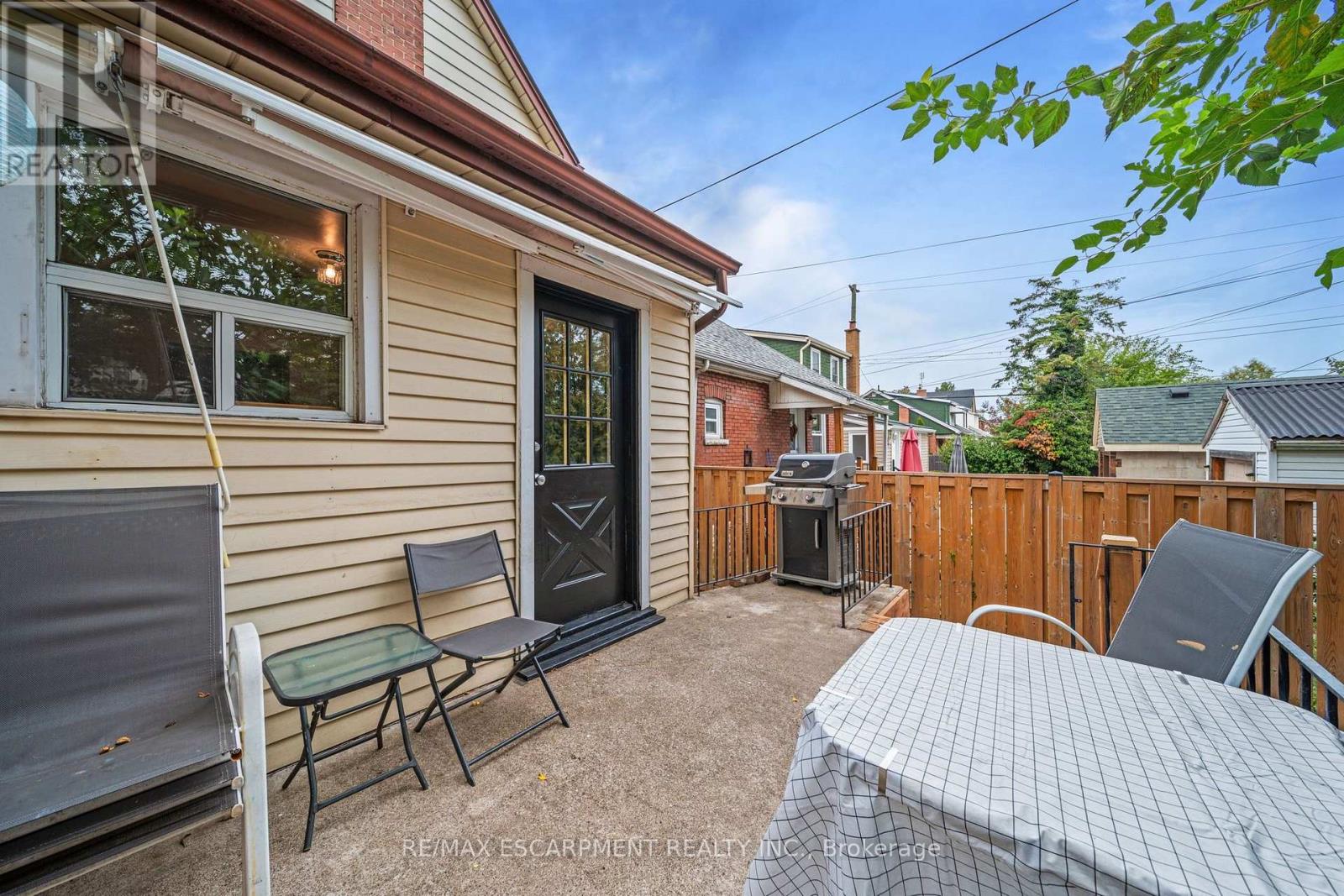 24 BELVIEW AVENUE - 31