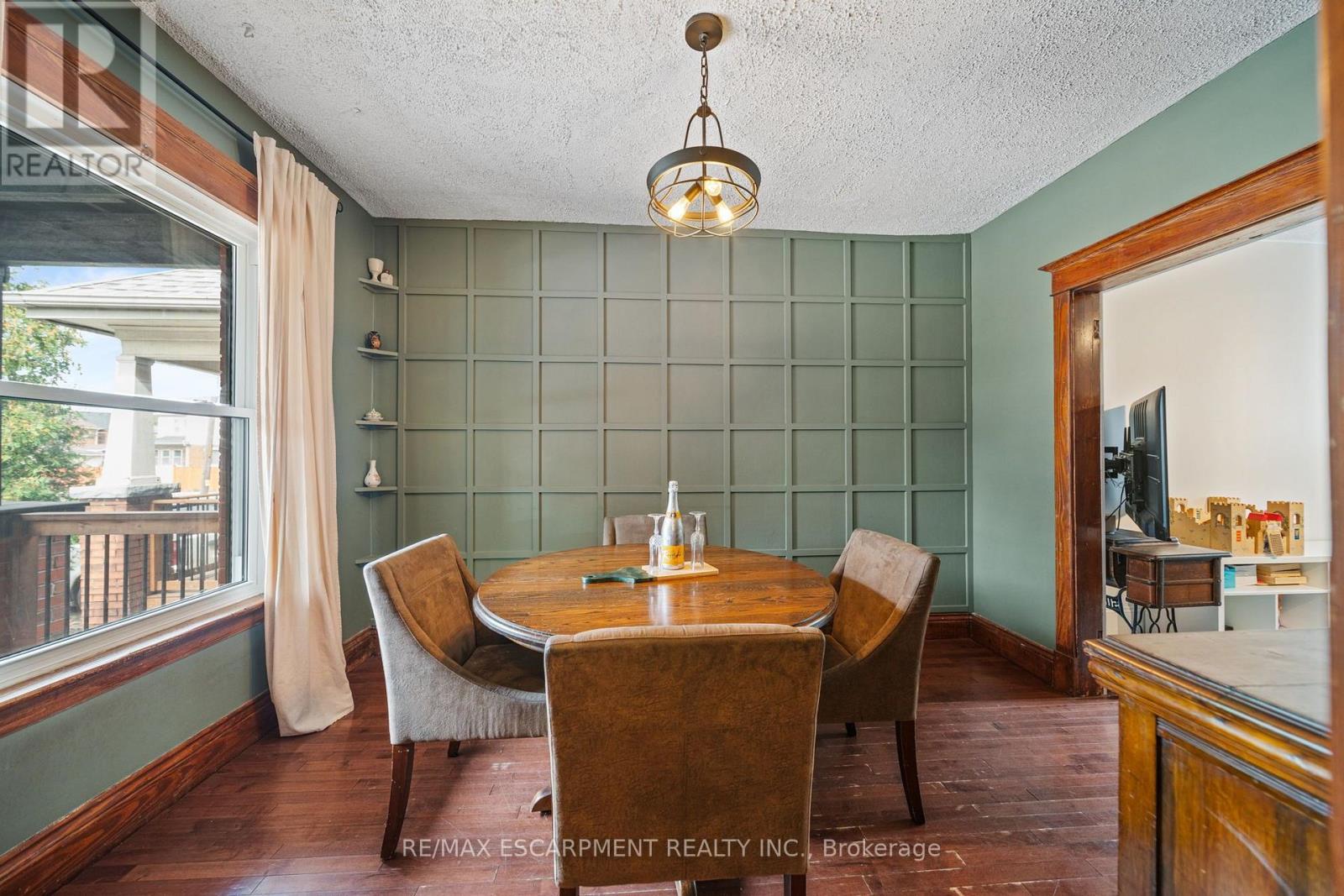 24 BELVIEW AVENUE - 8