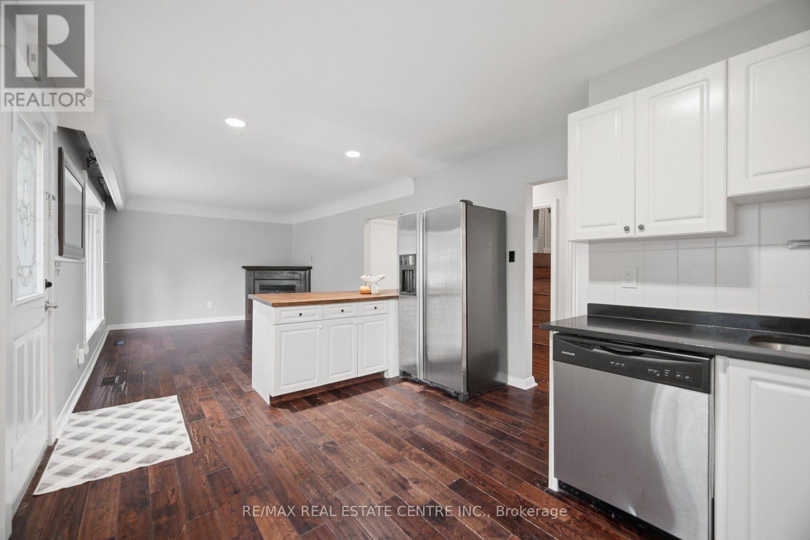 4 Lincoln Crescent, Guelph, ON photo 15