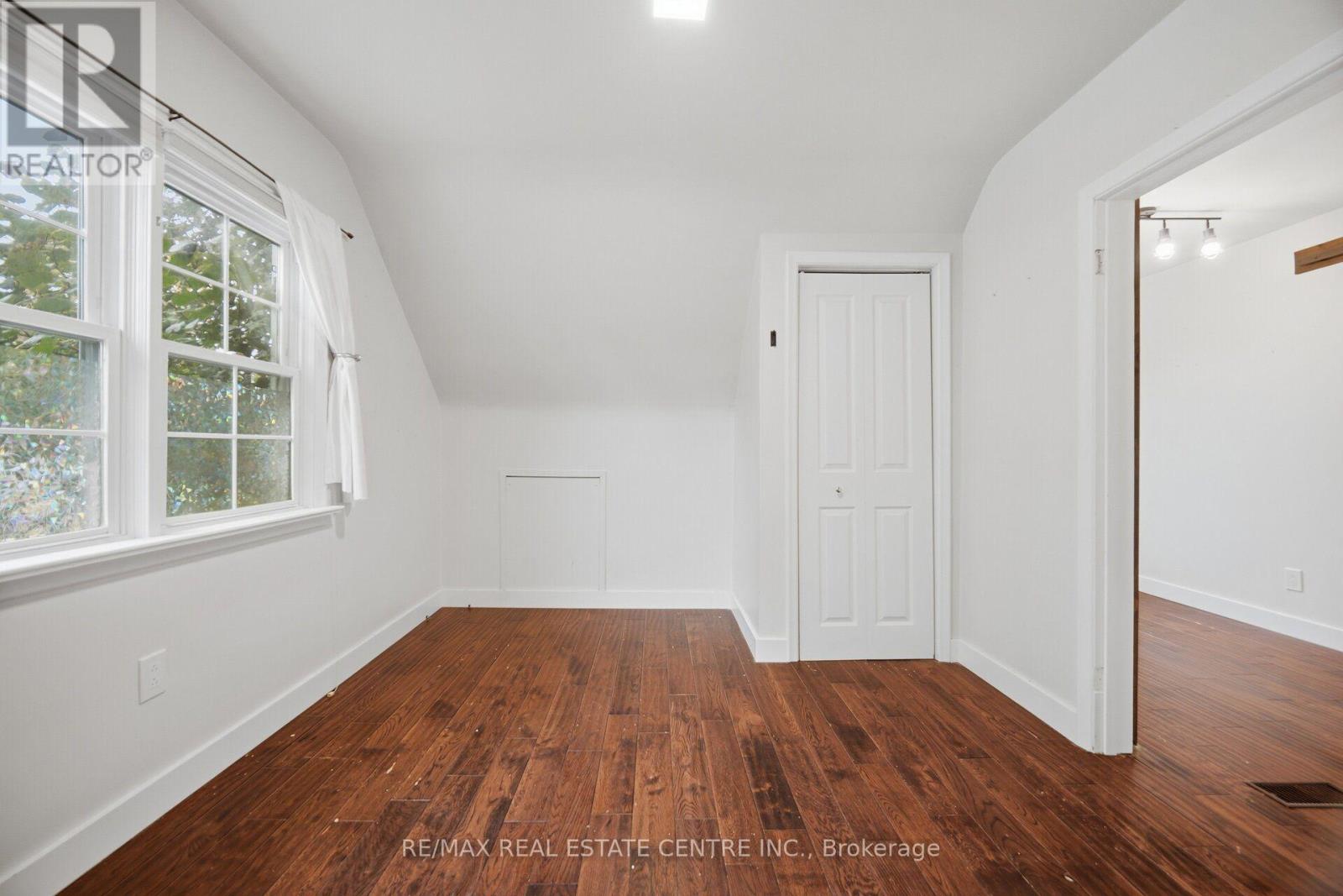 4 Lincoln Crescent, Guelph, ON photo 27