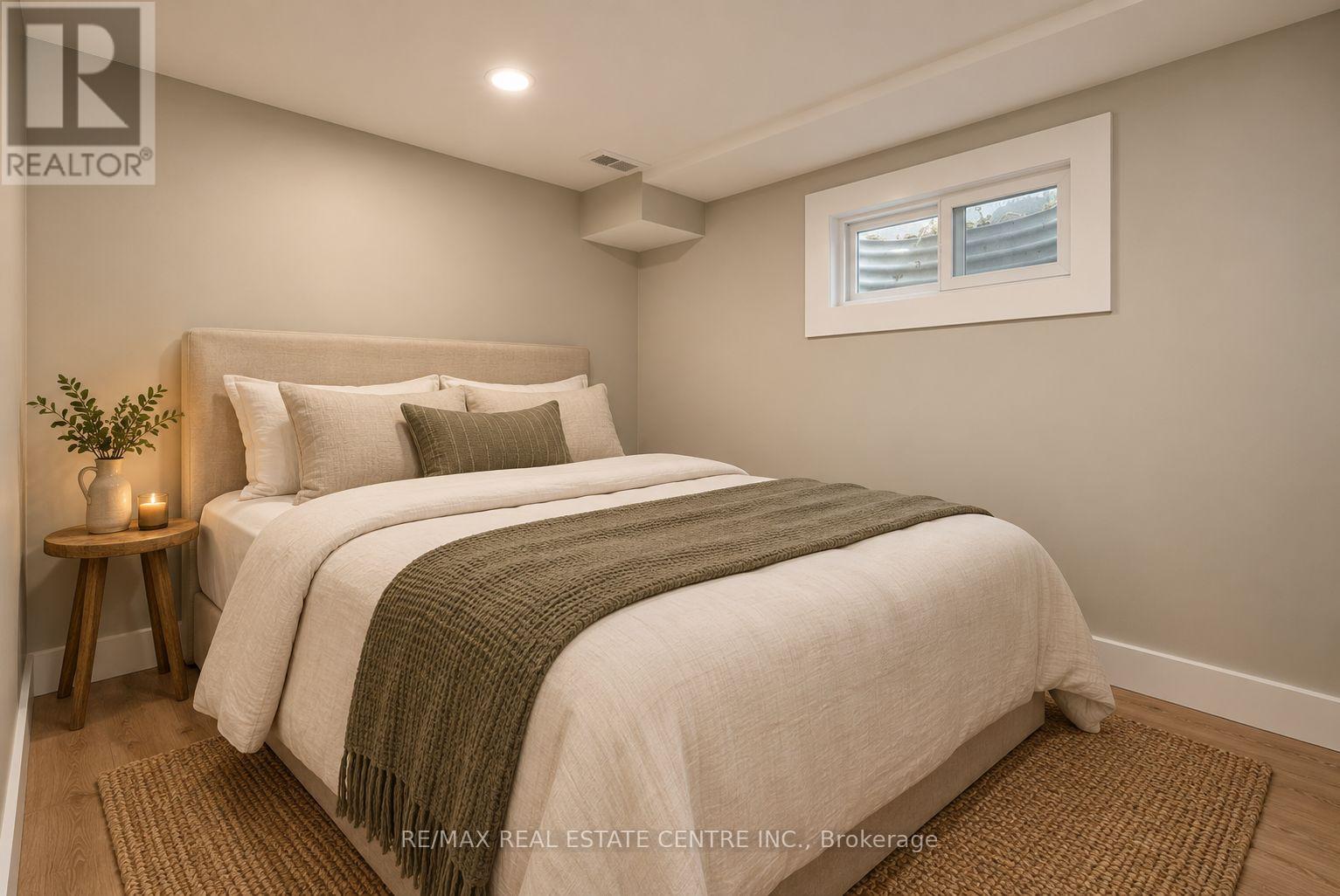 4 Lincoln Crescent, Guelph, ON photo 36