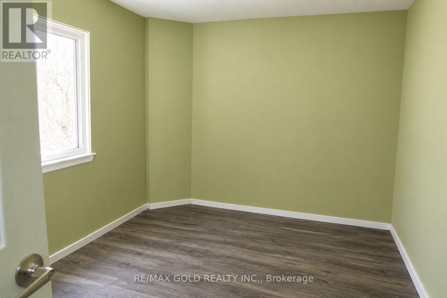 31 Melinda Street West, Kitchener, ON photo 32