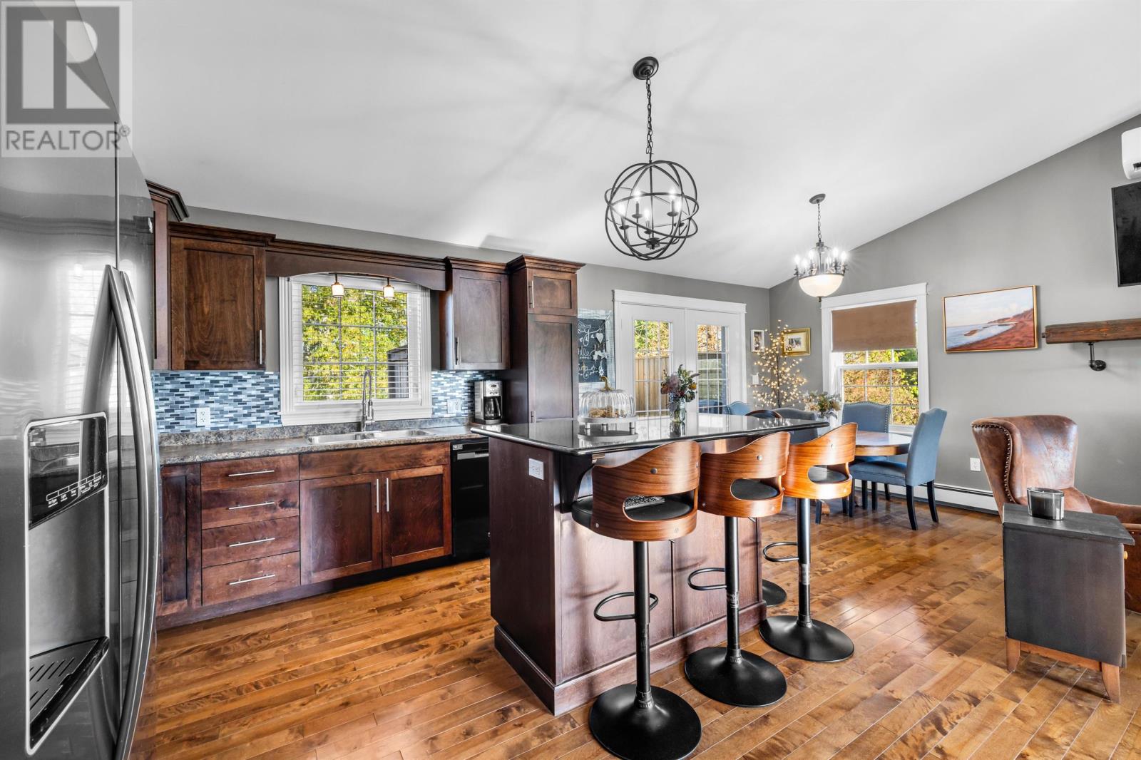 18 Cedar Avenue - Image 12