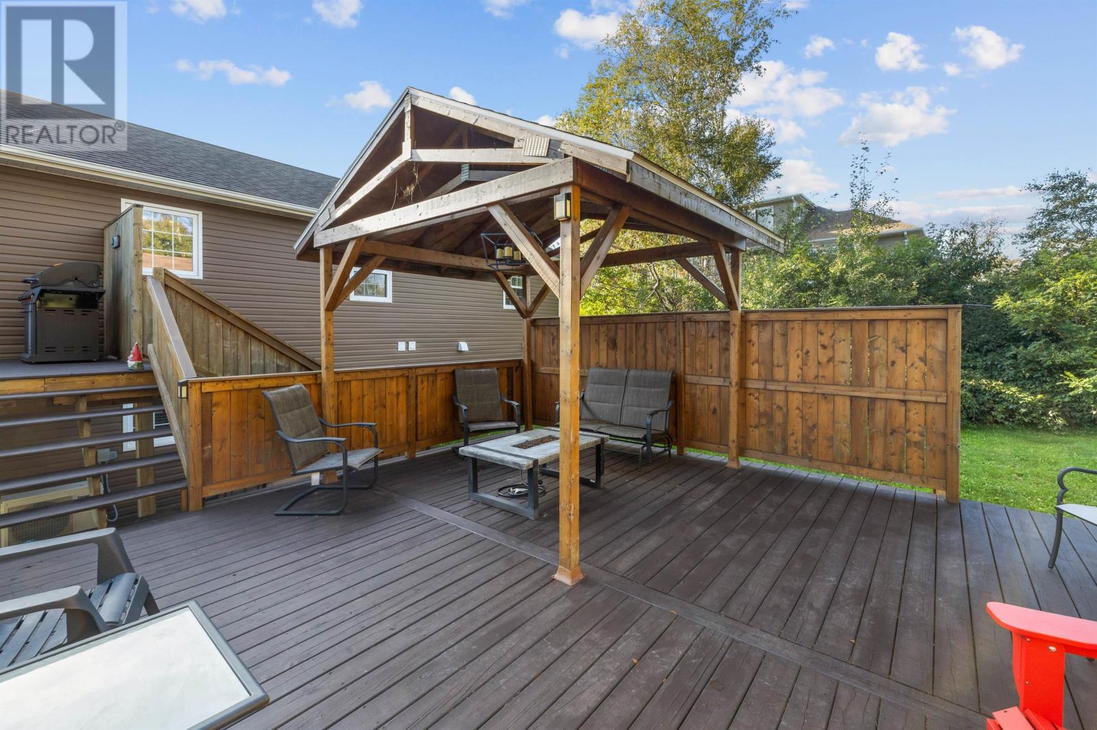 18 Cedar Avenue - Image 39