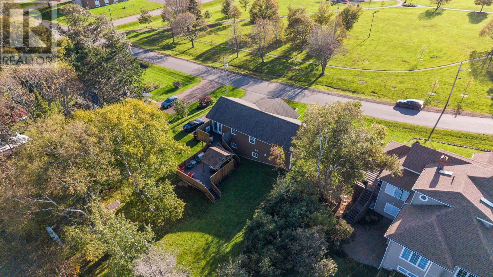 18 Cedar Avenue - 50