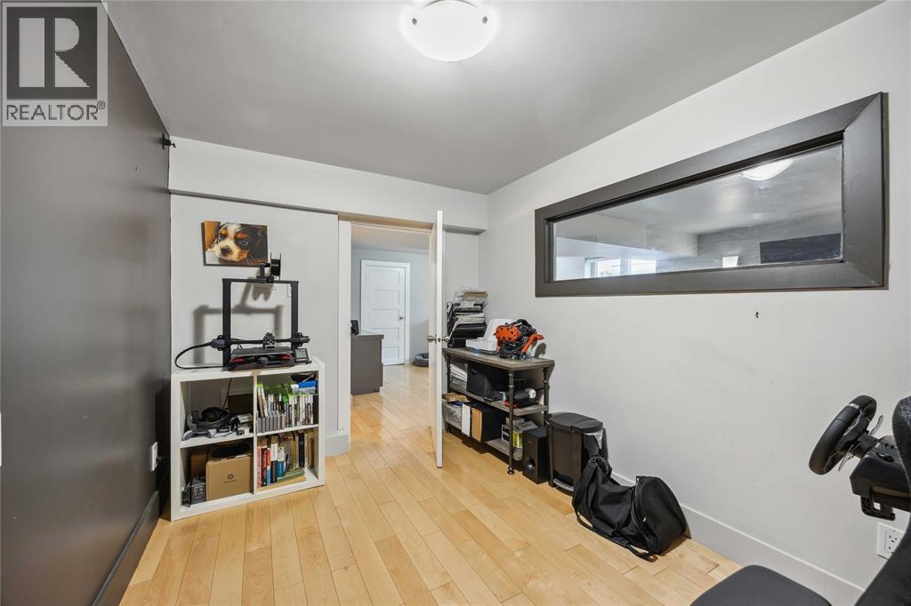 703 WILLIAM AVENUE - 29