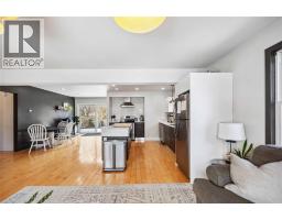 Kitchen - 703 William Avenue, Sarnia, ON N7T7C7 Photo 8