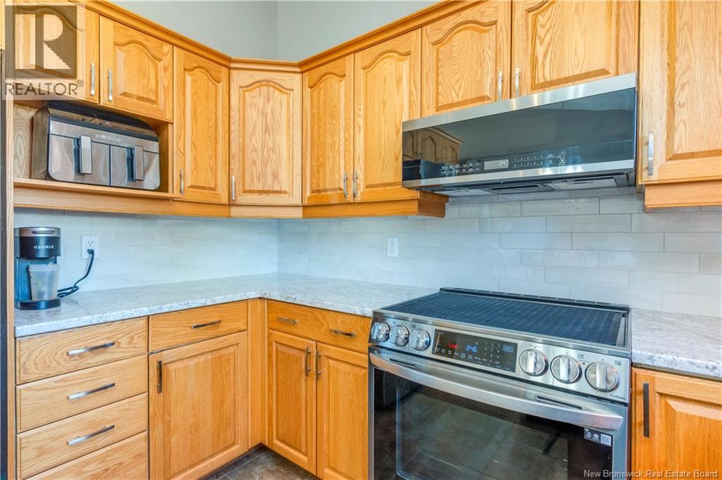 228 Herve Street - Image 19