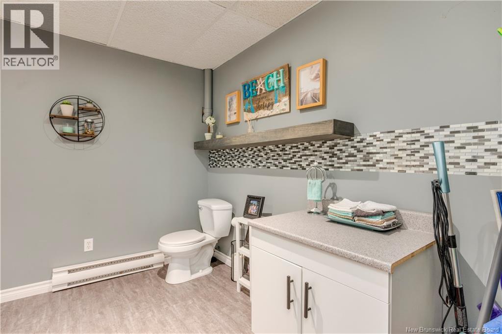 228 Herve Street - 31