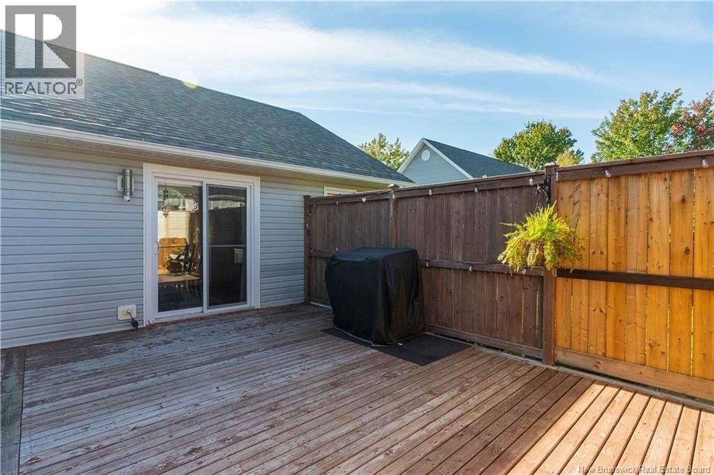 228 Herve Street - 43