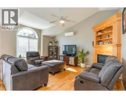 5pc Bathroom - 228 Herve Street, Dieppe, NB E1A6Y7 Photo 9