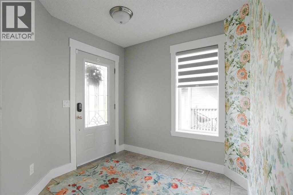 213 Parry Crescent - Image 3