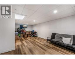 270 Grassland Boulevard W - photo 35