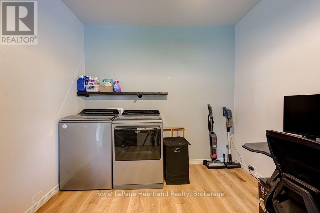166 GODERICH STREET W - 20