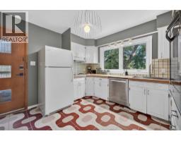 14 Rosetree Crescent NW - photo 9