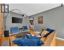 14 Rosetree Crescent NW - photo 12