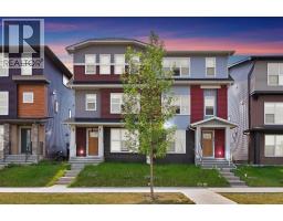 533 Savanna Boulevard NE - photo 1