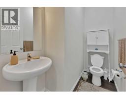 533 Savanna Boulevard NE - photo 5