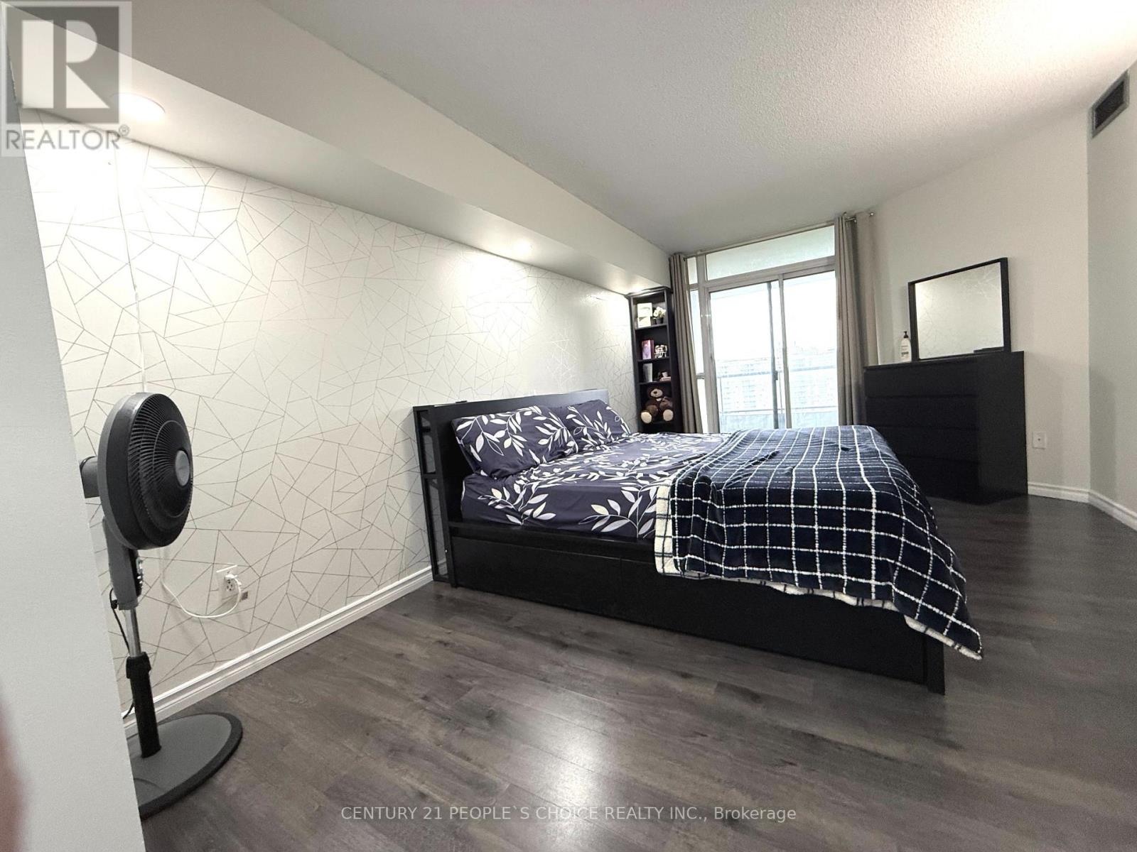 #1710 5 ROWNTREE ROAD - 27