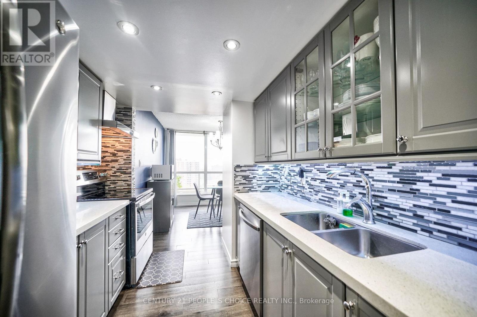 #1710 5 ROWNTREE ROAD - 20