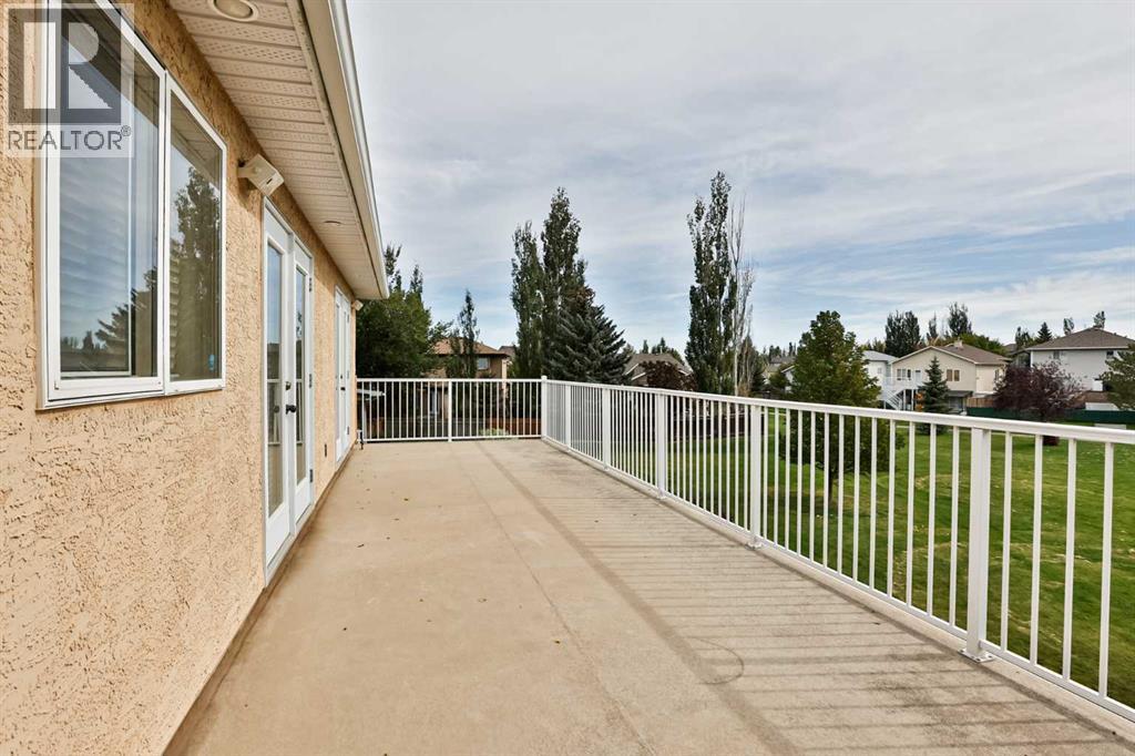 37 Squamish Crescent W - 30