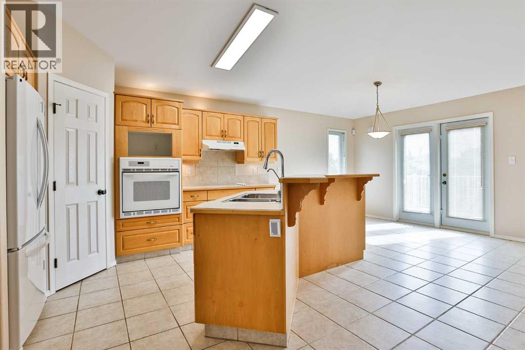 37 Squamish Crescent W - 9