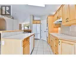37 Squamish Crescent W - photo 10