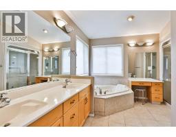 37 Squamish Crescent W - photo 15