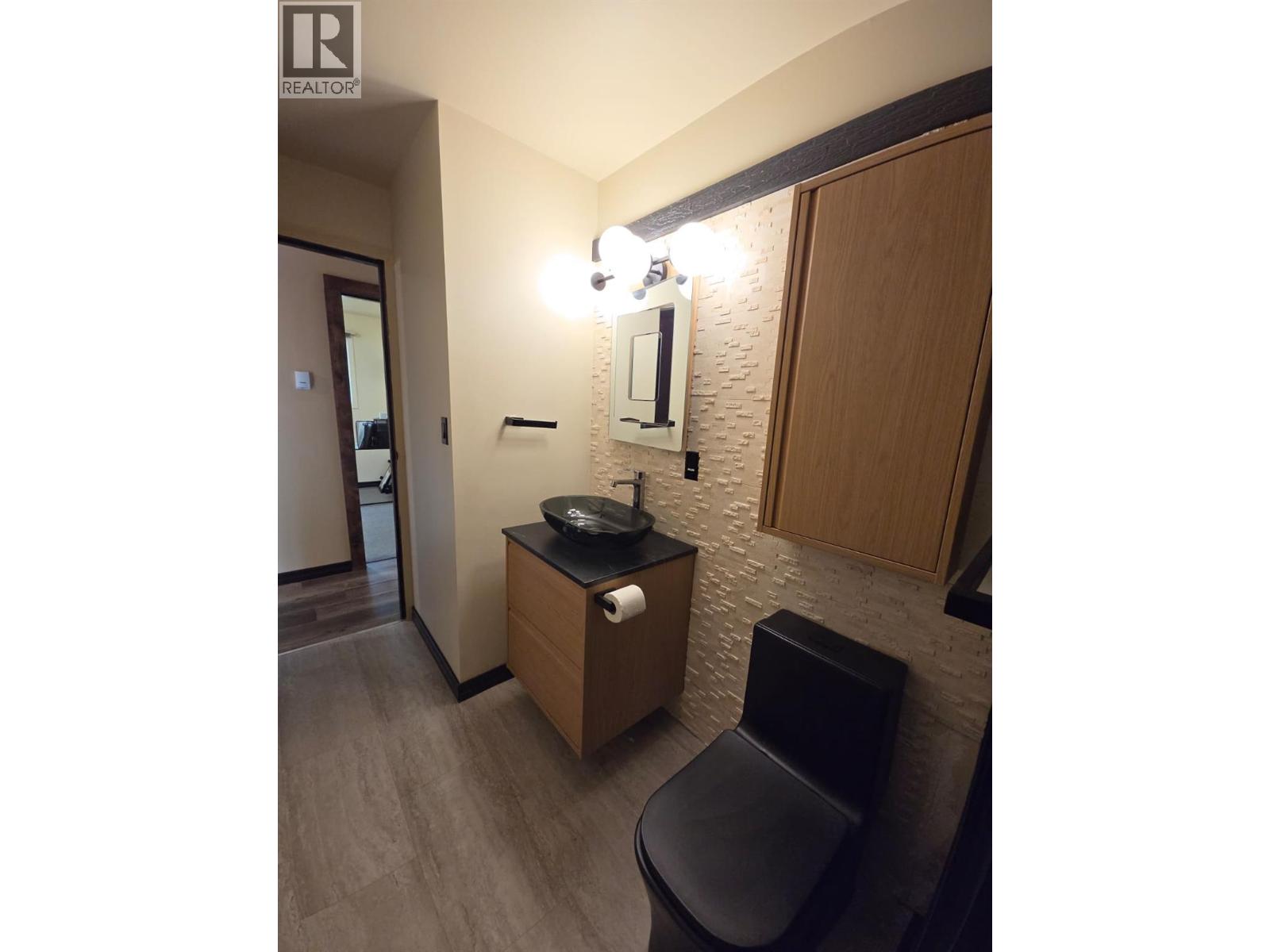 6082 Centennial Road W - 31