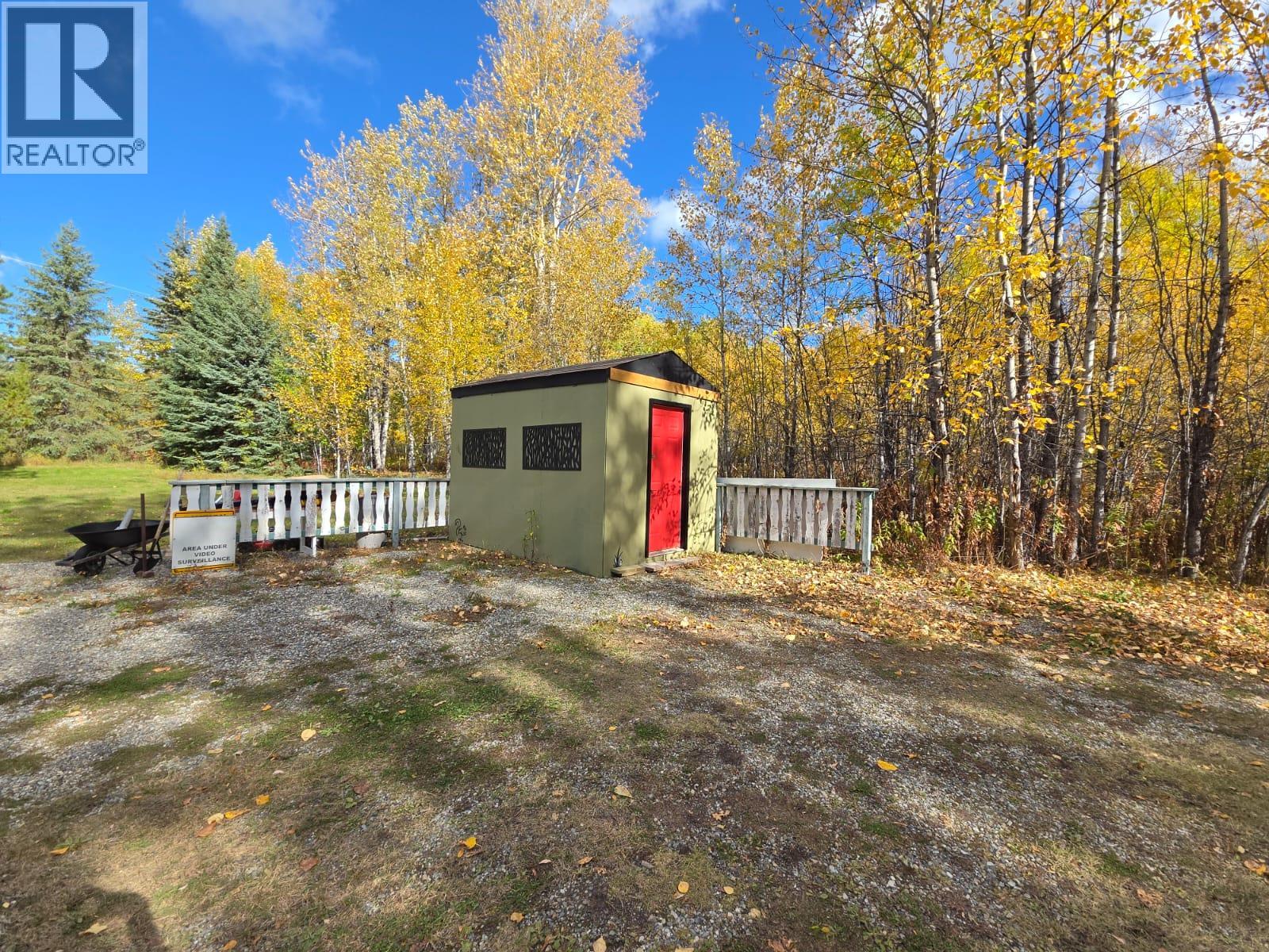 6082 Centennial Road W - 49