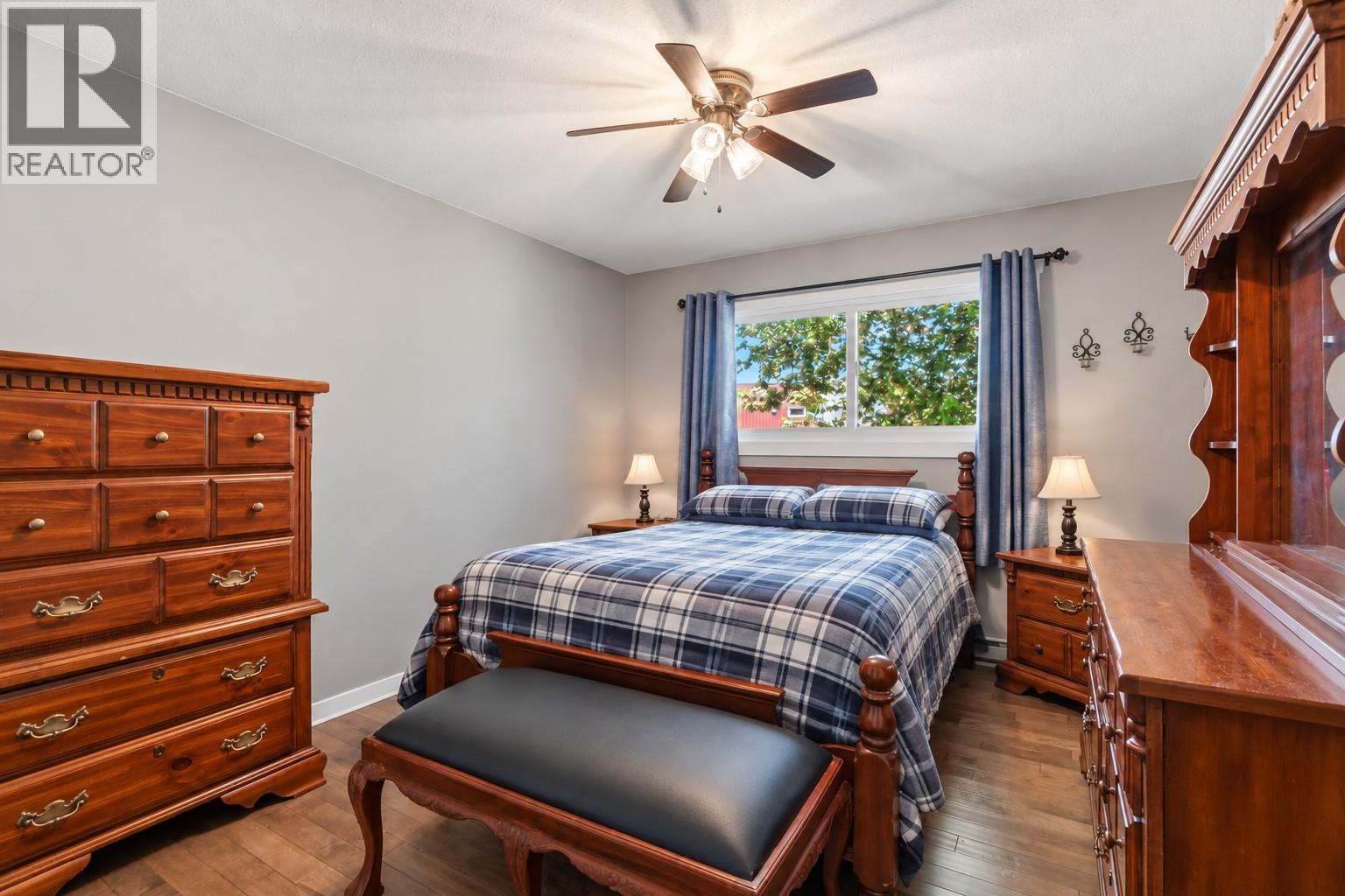 606 Riverside Avenue - Image 28