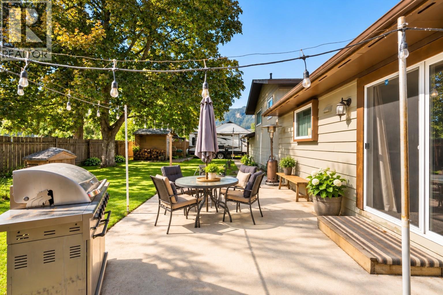 606 Riverside Avenue - Image 5