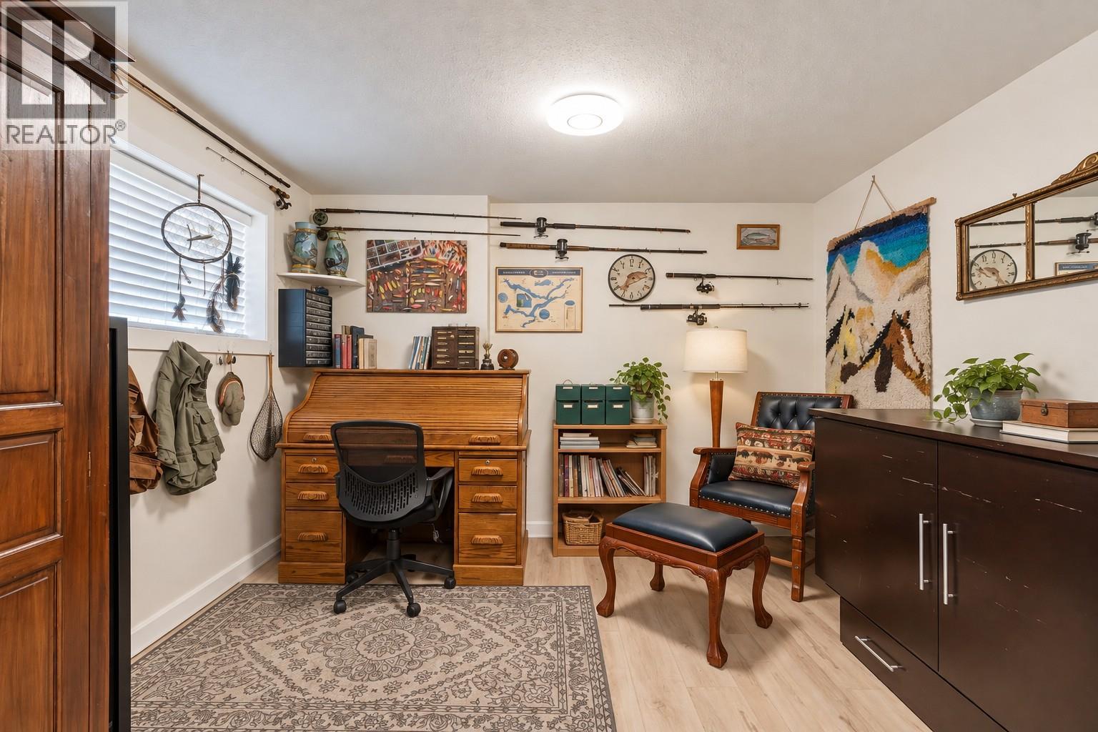 606 Riverside Avenue - Image 31