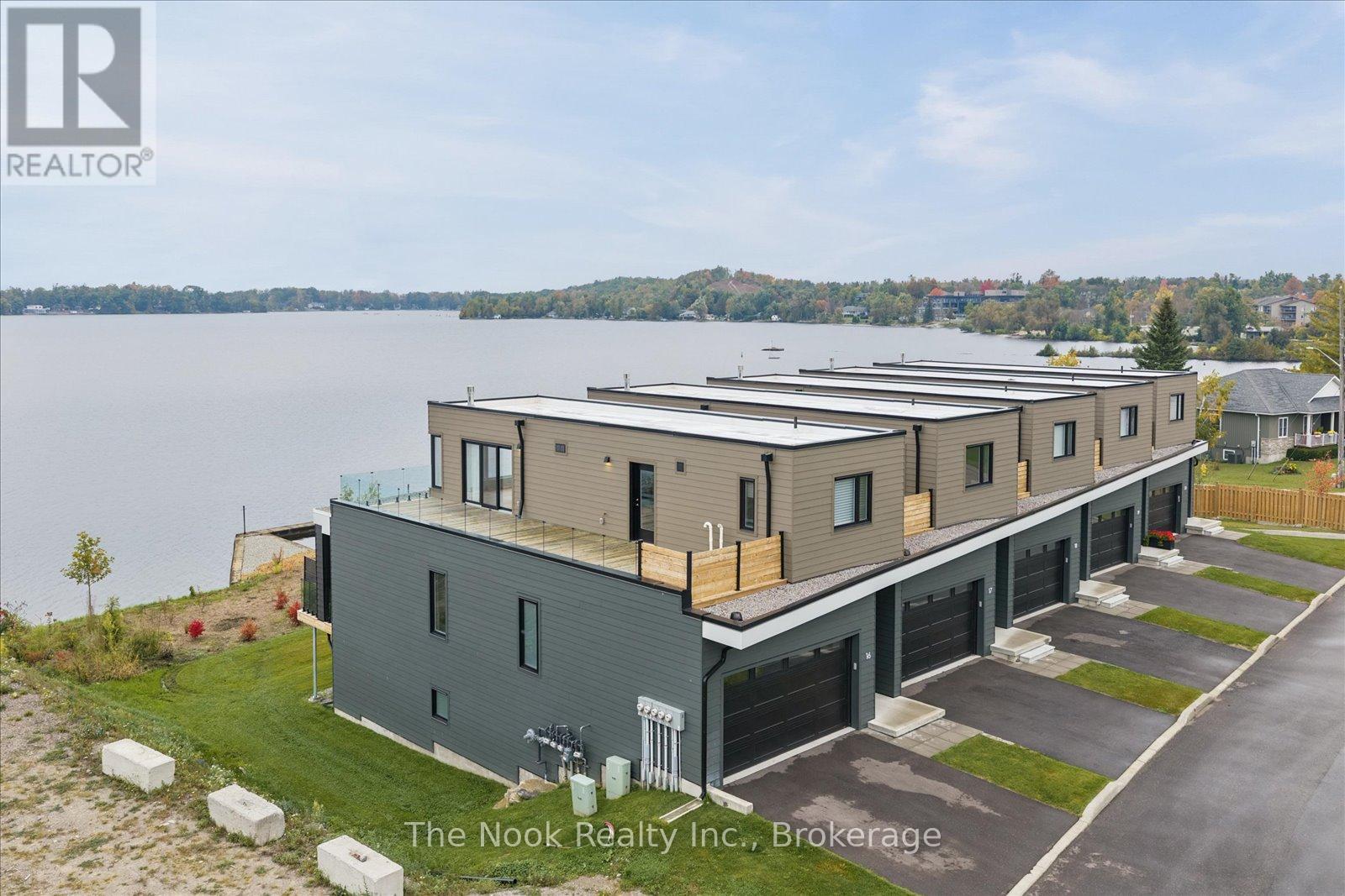 16- 19 West Street North, Kawartha Lakes, ON