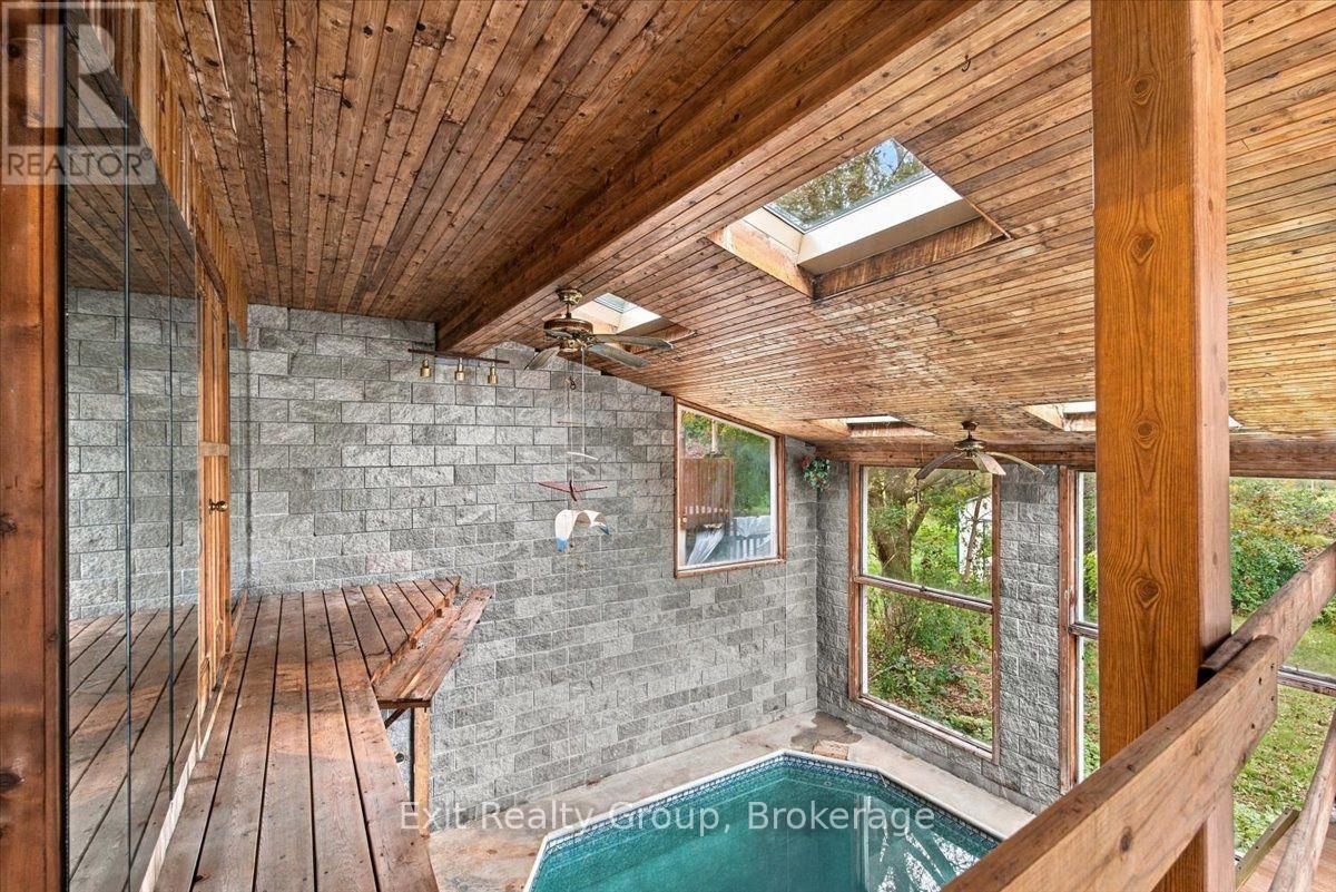 102 ORCHARD DRIVE - 16