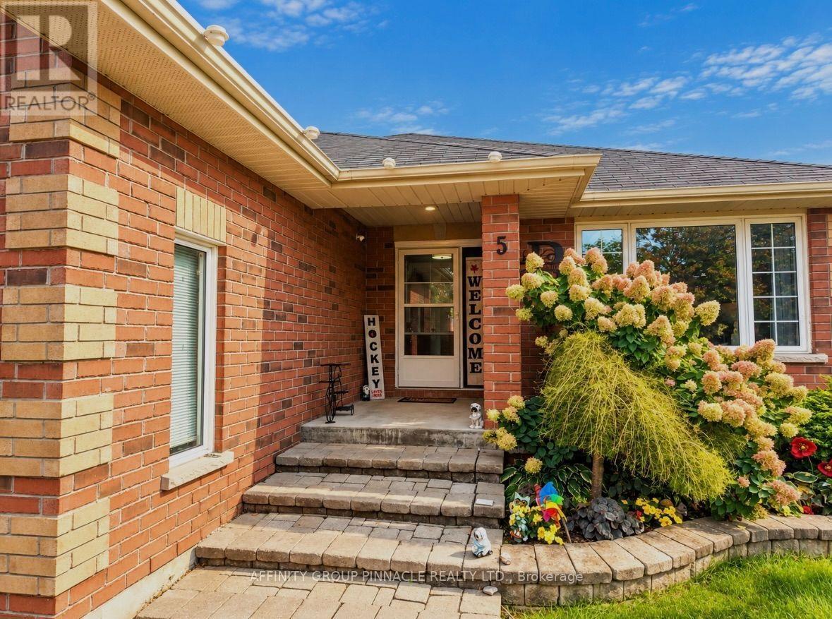 5 DENFIELD ROAD - 4