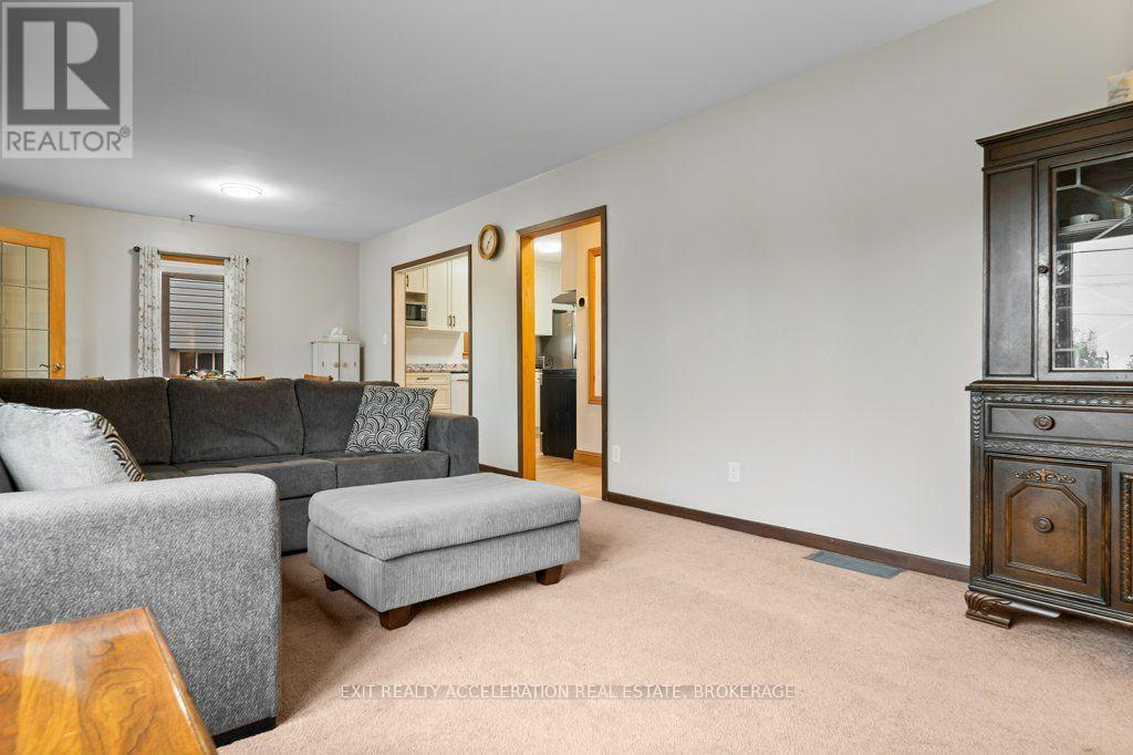 66 NORTH PARK GARDENS - Image 11