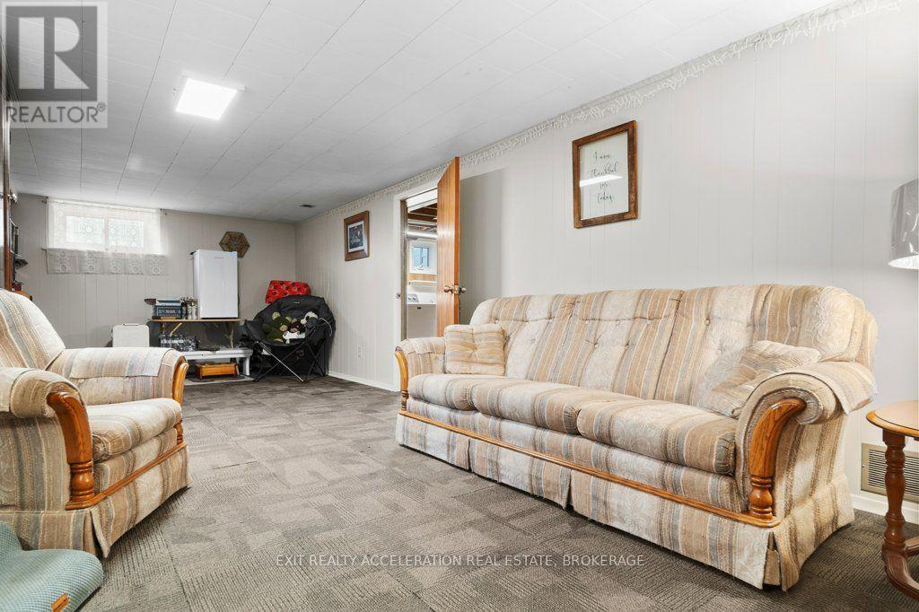 66 NORTH PARK GARDENS - 30
