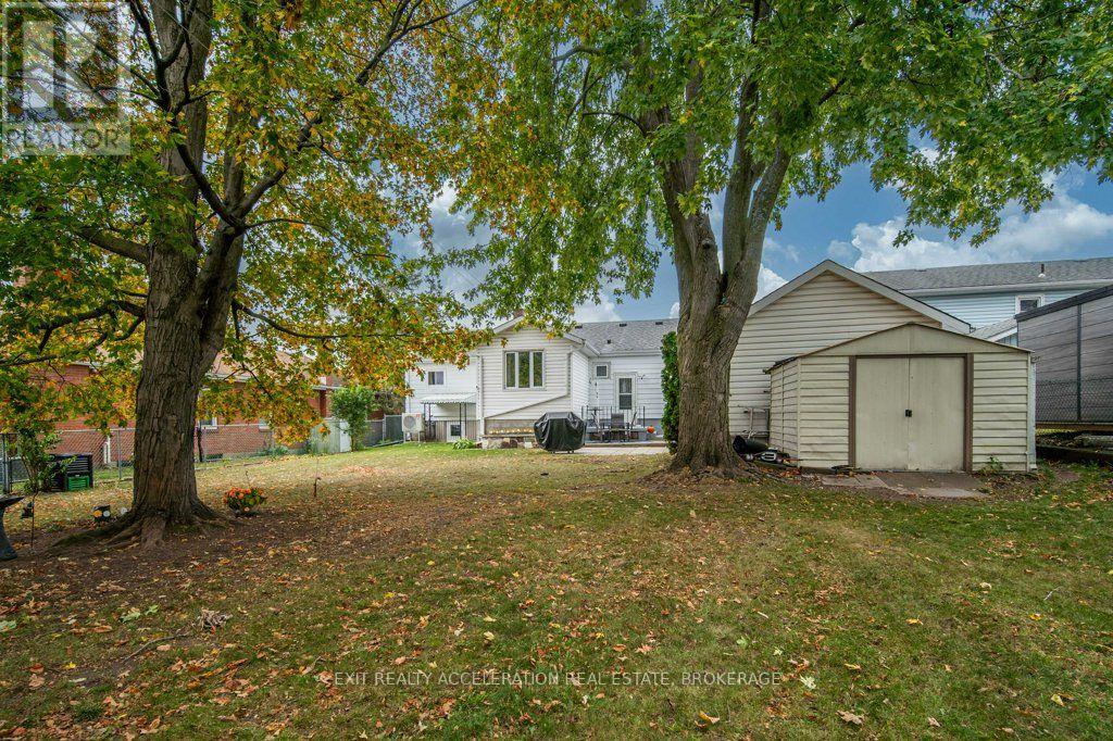 66 NORTH PARK GARDENS - 43